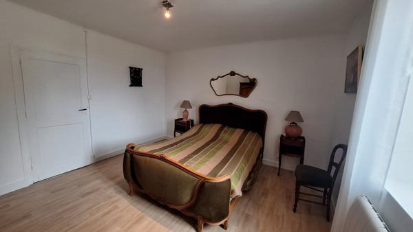 Jolie petite maison de village renovée