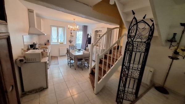 Jolie petite maison de village renovée