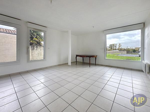 Vente appartement Pons : 59 900 € - AJP Immobilier Pons