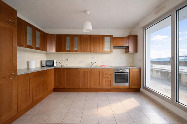 Nancy (54000) NANCY 95 m2 avec roofftop de 80m2 privatif et garage box