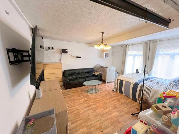 CHAUMONT EN VEXIN Maison de 75 m² avec dépendance attenante et communicante de 50 m² au sol (+ combles aménageables) sur 1500 m² de terrain