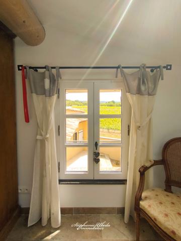 Cabrières-d'Avignon (84220) Ravissante propriété dans un cadre splendide