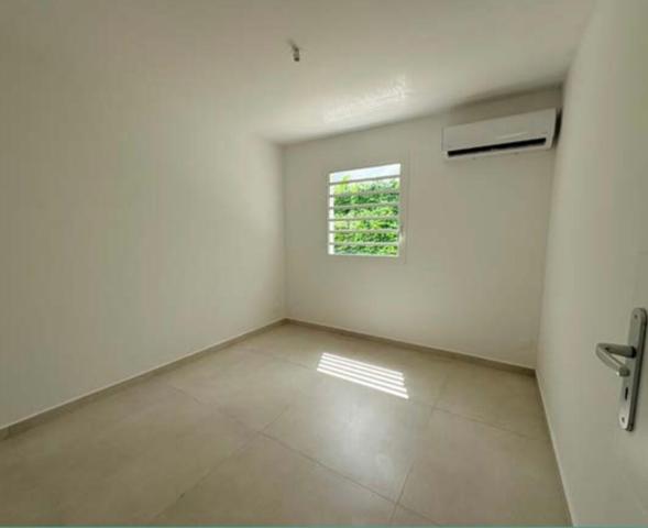 BAISSE DE PRIX !! A LOUER JOLIES VILLAS NEUVES T4 OU T5 EN DUPLEX A VERNOU PETIT BOURG