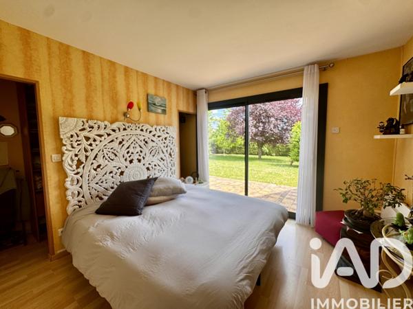 Maison à vendre 8 pièces 187 m² Tiercé