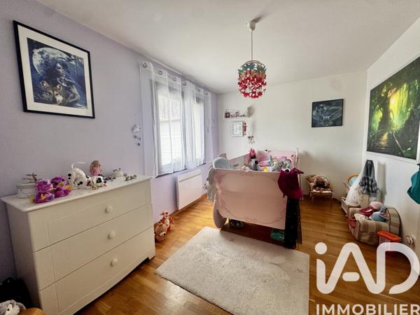 Maison à vendre 8 pièces 187 m² Tiercé