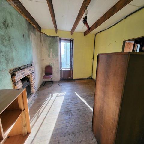 Maison à vendre à Landeleau dans le Finistère (29530), ref : 29126-723