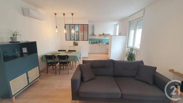 Appartement F3 à vendre  3 pièces - 60,76 m 2   VILLENEUVE LES AVIGNON  - 30