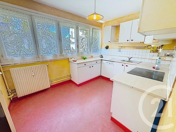 Appartement F3 à vendre  3 pièces - 60,76 m 2   VILLENEUVE LES AVIGNON  - 30