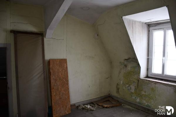 Bureau - Vendu - 70 m² - SAINT-COSME-EN-VAIRAIS | The Door Man