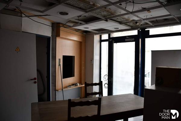 Bureau - Vendu - 70 m² - SAINT-COSME-EN-VAIRAIS | The Door Man