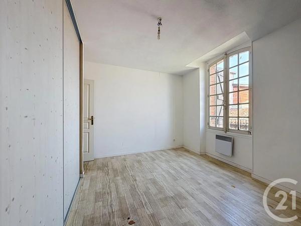 Appartement F4 à vendre  4 pièces - 95 m 2   PAMIERS  - 09
