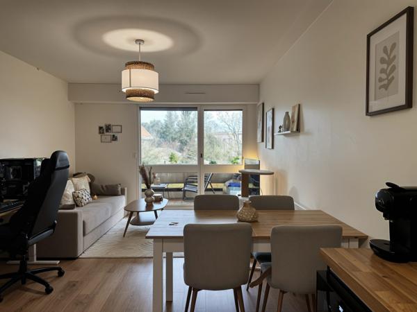 Appartement T2 avec loggia proche centre-ville