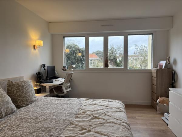 Appartement T2 avec loggia proche centre-ville