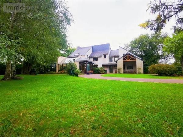 Achat - Maison Saint-Berthevin 53940 11 pièces 280 m 2 3490 m 2