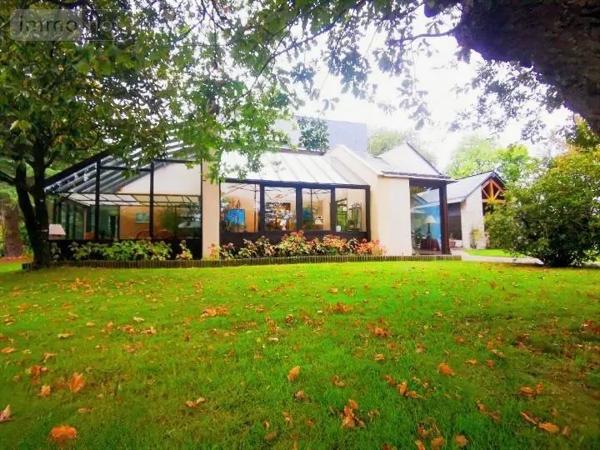 Achat - Maison Saint-Berthevin 53940 11 pièces 280 m 2 3490 m 2
