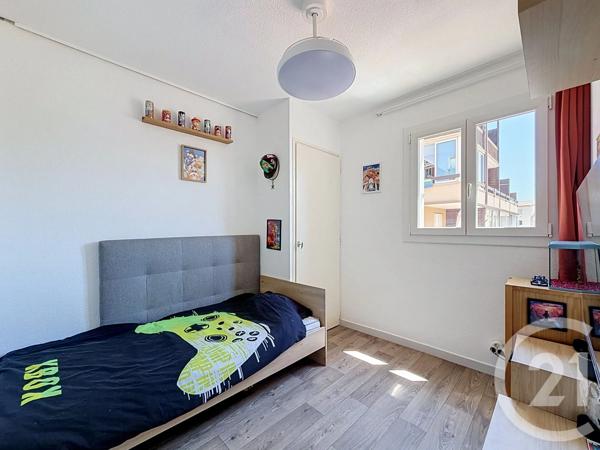 Appartement T3 à vendre  3 pièces - 41,67 m 2   LE CAP D AGDE  - 34