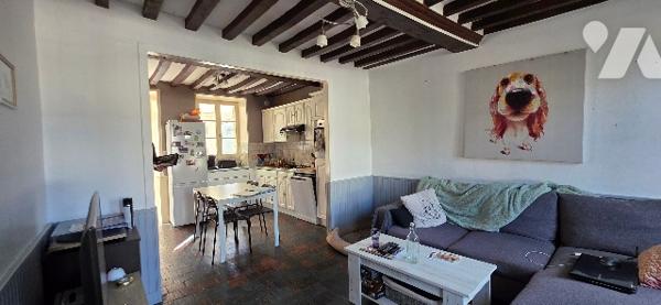 Maison de village sur 3 niveaux 75,98 m2, garage, cave, et jardin