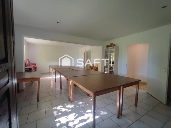 Longère pour location saisonnière, 8 chambres, piscine