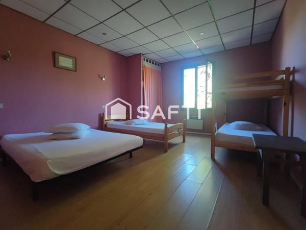 Longère pour location saisonnière, 8 chambres, piscine