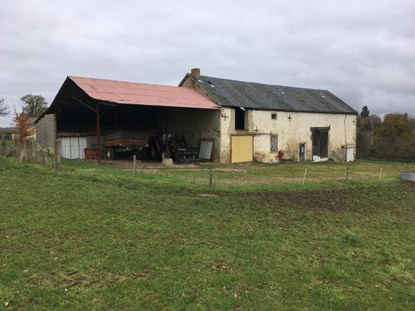 Ronnet (03420) GRANGE (400 M2) SUR 8700 M2 DE TERRAIN