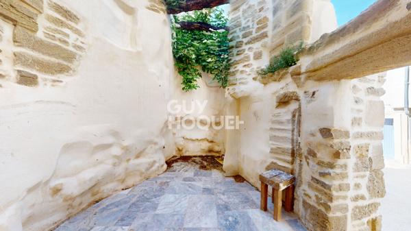 Maison Caromb 181 m2 - 3 extérieurs - Rare sur le marché