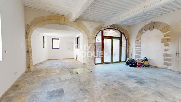 Maison Caromb 181 m2 - 3 extérieurs - Rare sur le marché