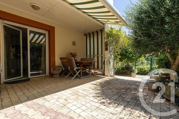 Appartement F3 à vendre  3 pièces - 67,86 m 2   PEZENAS  - 34