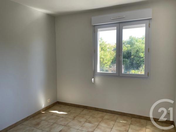 Appartement F3 à vendre  3 pièces - 67,86 m 2   PEZENAS  - 34