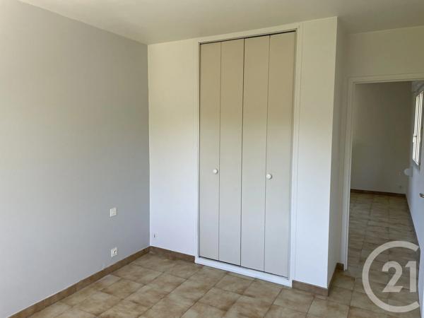 Appartement F3 à vendre  3 pièces - 67,86 m 2   PEZENAS  - 34