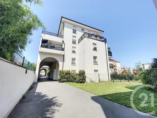 Appartement F3 à vendre  3 pièces - 55,66 m2 NOISY LE GRAND - 93