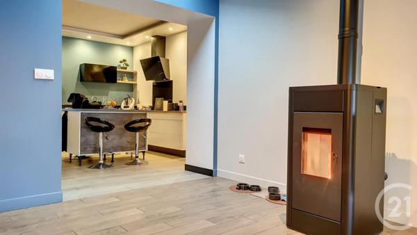 Maison à vendre  8 pièces - 194 m2 TONNAY CHARENTE - 17