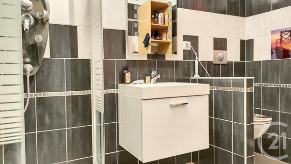 Maison à vendre  8 pièces - 194 m2 TONNAY CHARENTE - 17