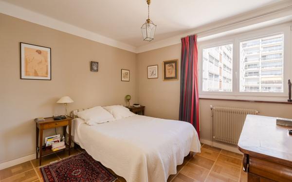 Appartement à vendre    5 pièces • 104,33 m2 Lyon 6