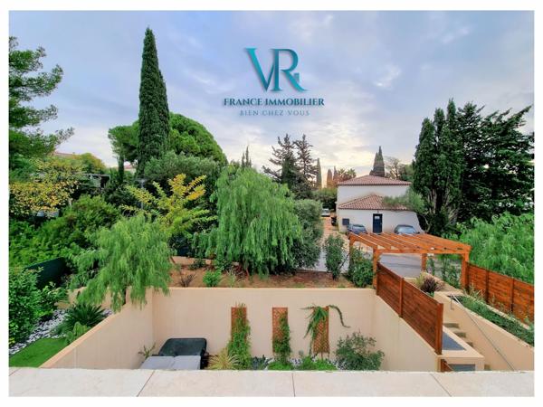 Sanary-sur-Mer (83110) APPARTEMENT 3 PIECES (T3) - 2E DERNIER ETAGE, TERRASE & DOUBLE GARAGE - SANARY-SUR-MER (83110)