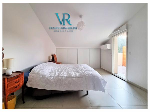 Sanary-sur-Mer (83110) APPARTEMENT 3 PIECES (T3) - 2E DERNIER ETAGE, TERRASE & DOUBLE GARAGE - SANARY-SUR-MER (83110)