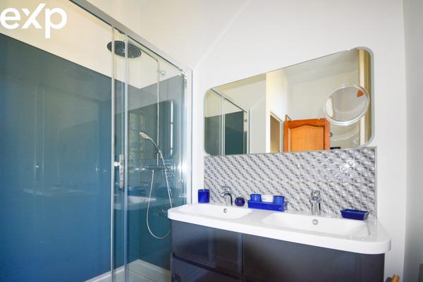 Exceptionnel proche de Bordeaux-Demeure familiale rénovée  avec Piscine et Parc