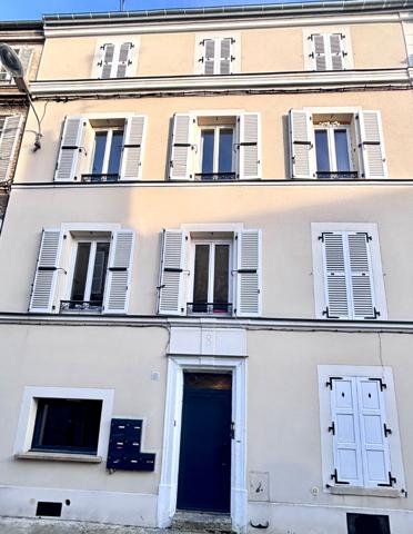 Appartement Meaux 2 pièces 31 m2 - Terrasse - 10 minutes a pied de la gare de Meaux