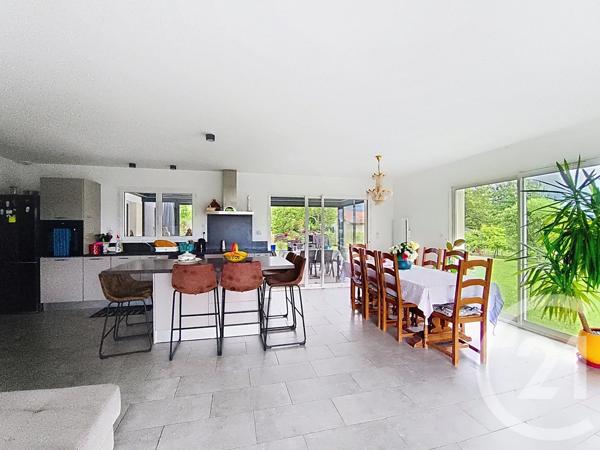 Maison à vendre  5 pièces - 136 m 2   VERDUN SUR GARONNE  - 82