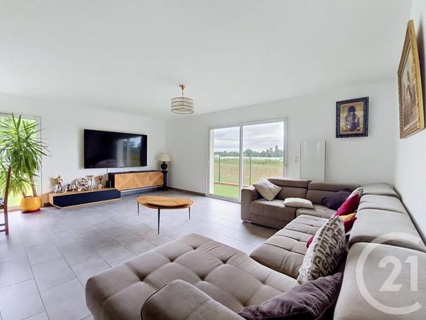 Maison à vendre  5 pièces - 136 m 2   VERDUN SUR GARONNE  - 82