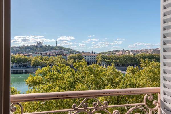 Lyon 6 - FOCH -Appartement en dernier étage de 130,43 m² - 1 chambre possibilité 2