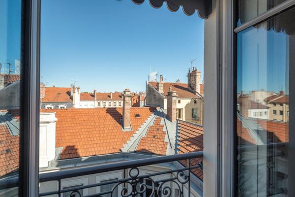 Lyon 6 - FOCH -Appartement en dernier étage de 130,43 m² - 1 chambre possibilité 2