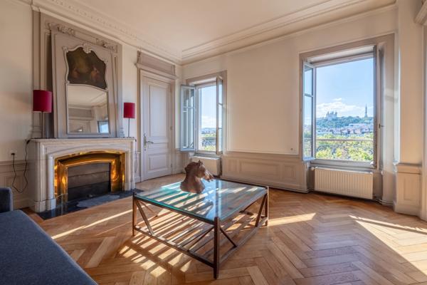 Lyon 6 - FOCH -Appartement en dernier étage de 130,43 m² - 1 chambre possibilité 2