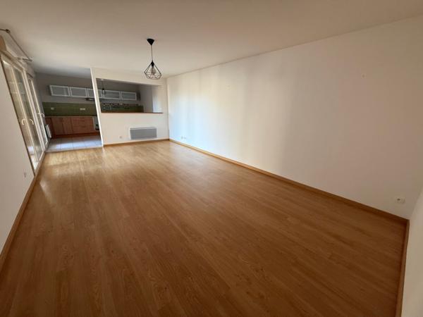 Location Appartement T4 avec terrasse et parking - Centre Ville