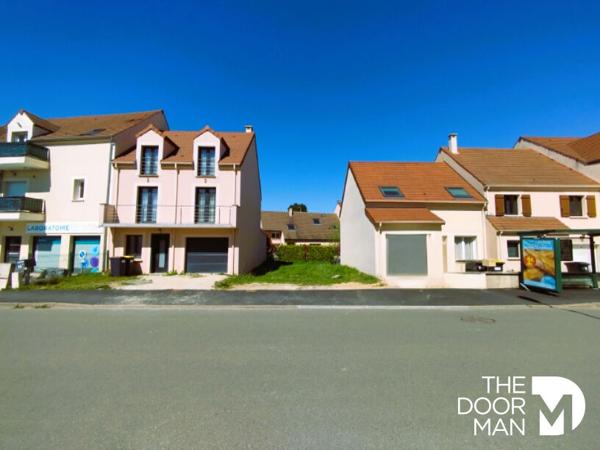 Terrain - À vendre - 157 m² - AUNEAU-BLEURY-SAINT-SYMPHORIEN | The Door Man