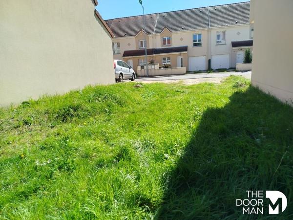 Terrain - À vendre - 157 m² - AUNEAU-BLEURY-SAINT-SYMPHORIEN | The Door Man