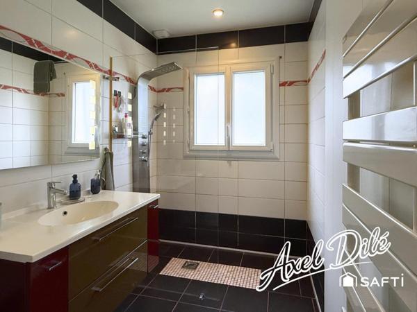 Maison 5 pièces de 118m2