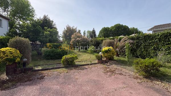 Vente Maison250 m² - 8 Pièces - Léognan (33850)