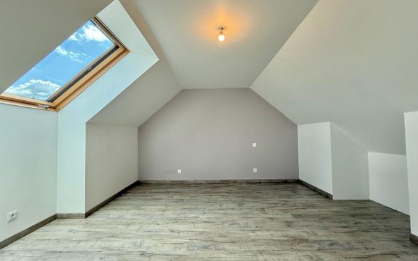 Maison à vendre    6 pièces •  Arc-sur-Tille