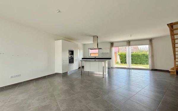 Maison à vendre    6 pièces •  Arc-sur-Tille