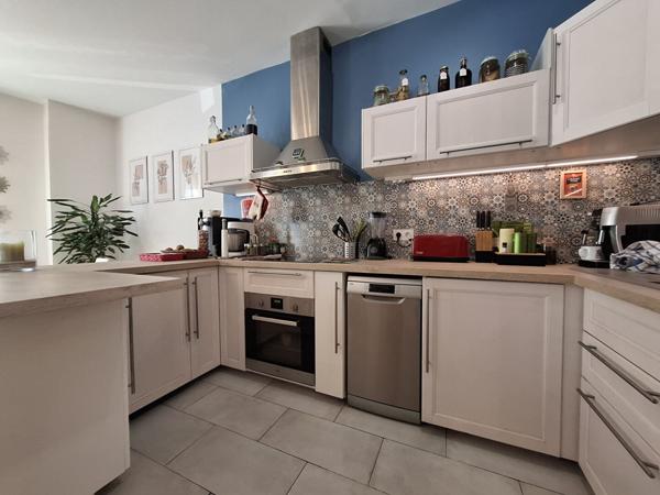 Appartement Charenton Le Pont 2 pièce(s) 52.59 m2 métro Liberté et Bois de Vincennes